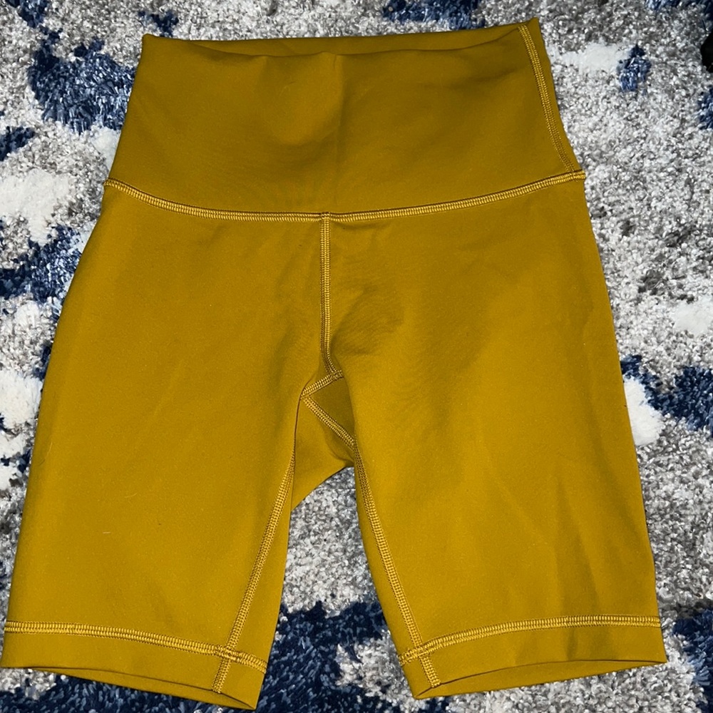 lululemon mustard biker shorts - Picture 3 of 3
